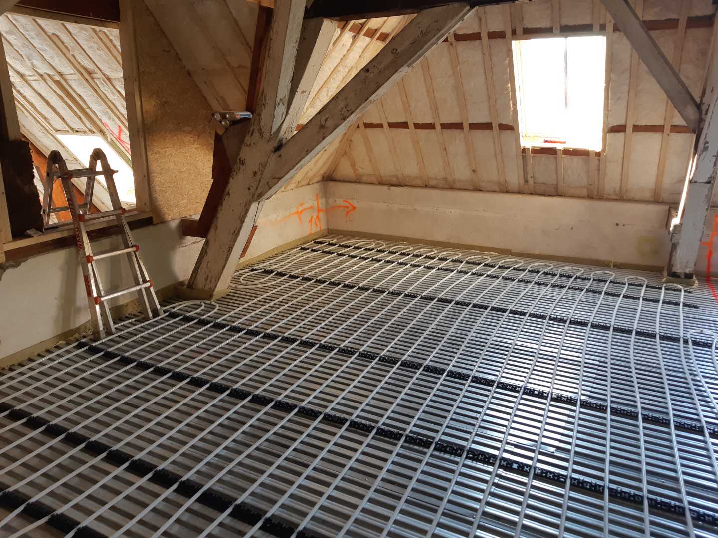 Lichtgewicht LEWIS® geluidsisolerende vloer biedt de oplossing bij renovatie