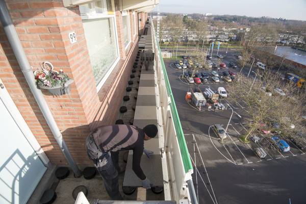 Renovatie van galerijvloeren Paletflat in Tilburg