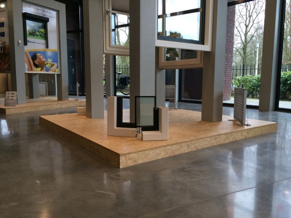 Smartply OSB3-plaatmateriaal fraaie en betaalbare oplossing voor productdisplays