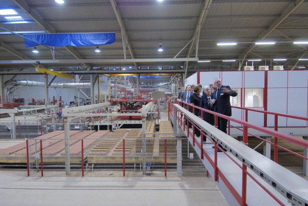 Opening Vandersanden Steenfabriek door Min. van der Hoeven