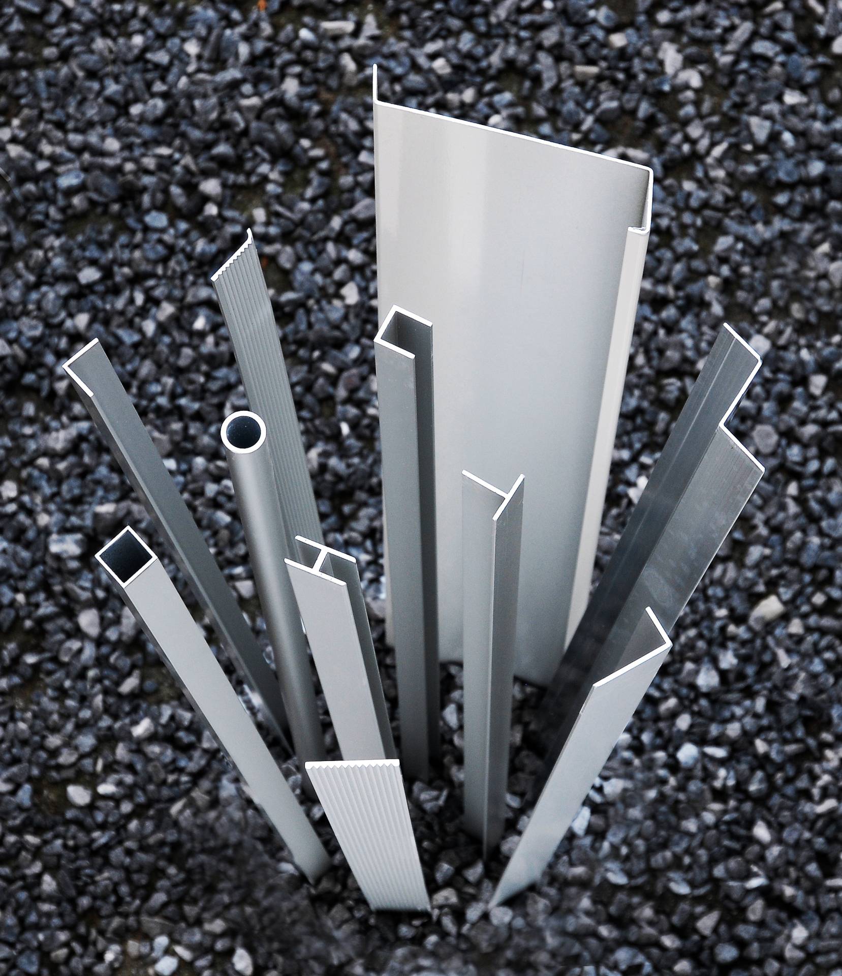 Roval aluminium profielen en platen Roval aluminium profielen en platen