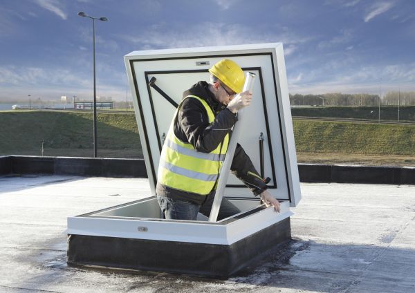 DEMAXX; het eerste dakluik dat voldoet aan de eisen van het bouwbesluit