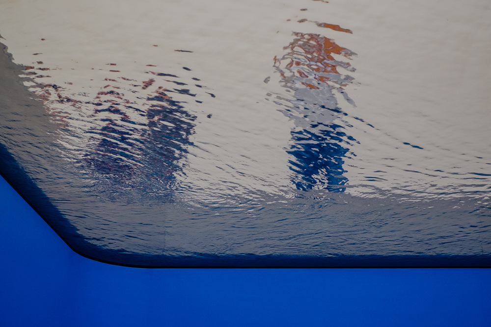 “Swimming Pool” van Leandro Ehrlich, Museum Voorlinden, foto André P. Meyer-Vitali “Swimming Pool” van Leandro Ehrlich, Museum Voorlinden, foto André P. Meyer-Vitali