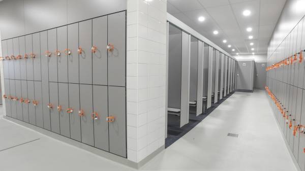 Garderobe kasten Model LM van Leerkotte BV