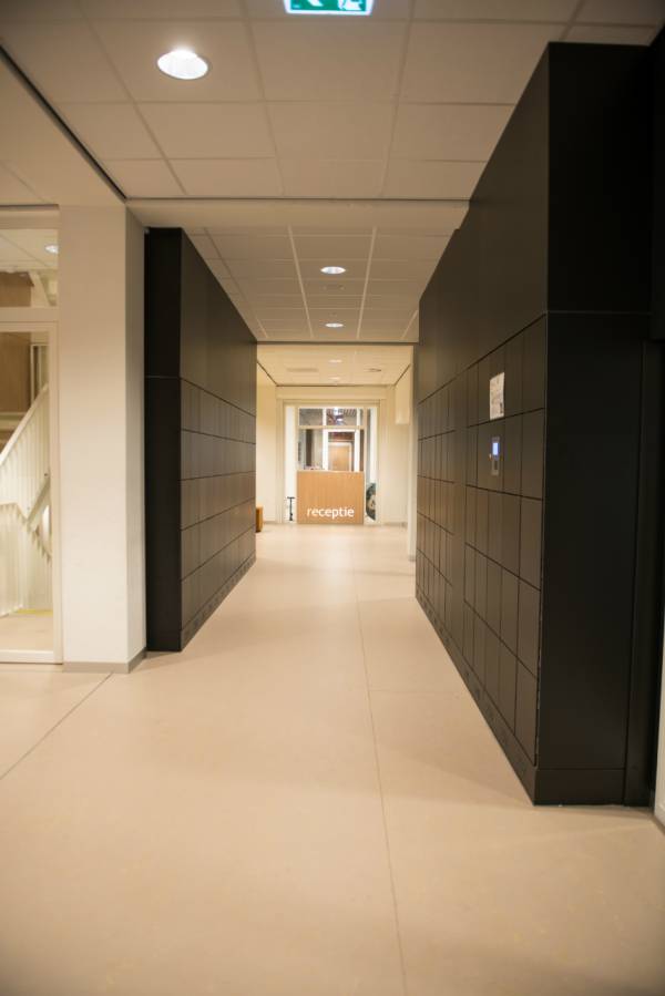 Garderobe kasten Model LM van Leerkotte BV