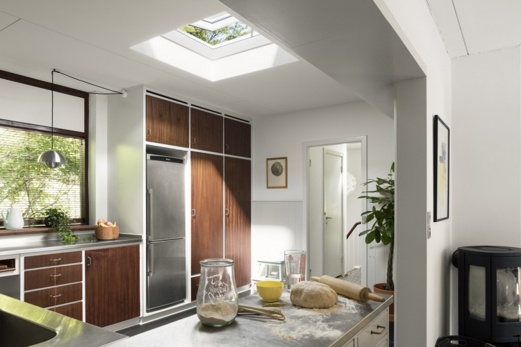 VELUX introduceert 's werelds eerste lichtkoepel met gebogen glas VELUX introduceert 's werelds eerste lichtkoepel met gebogen glas
