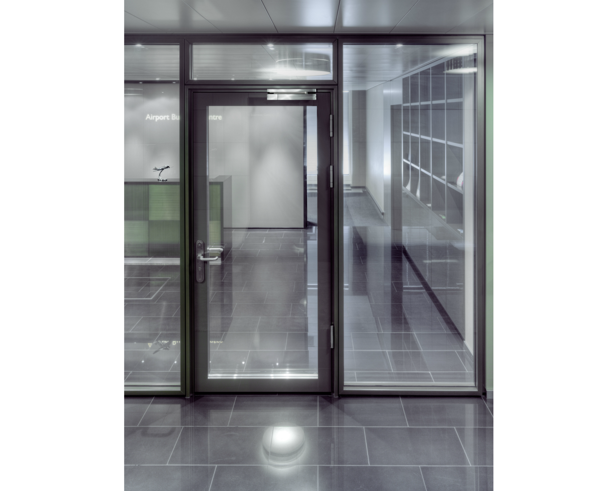 Design brandgestuurde deurdrangers als ideale oplossing voor overheidsgebouwen Design brandgestuurde deurdrangers als ideale oplossing voor overheidsgebouwen