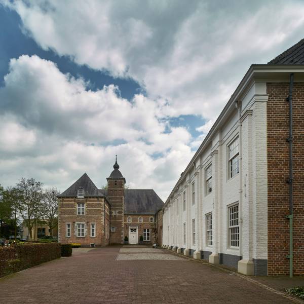 Volglas vlakke vouwwand Vetro, gemeentehuis Sint Oedenrode
