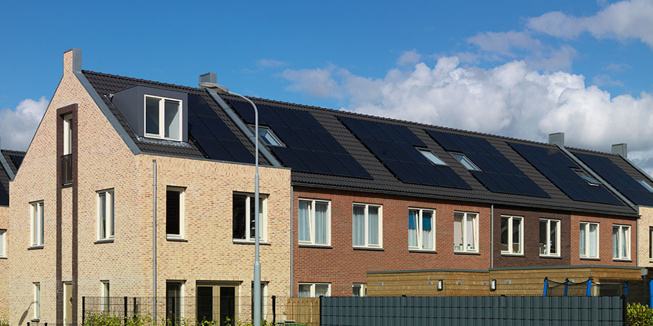 Esthetische integratie-oplossingen VELUX dakramen en zonnepanelen Esthetische integratie-oplossingen VELUX dakramen en zonnepanelen
