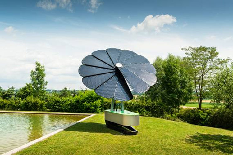 Smartflower zonnepanelen in bloemvorm