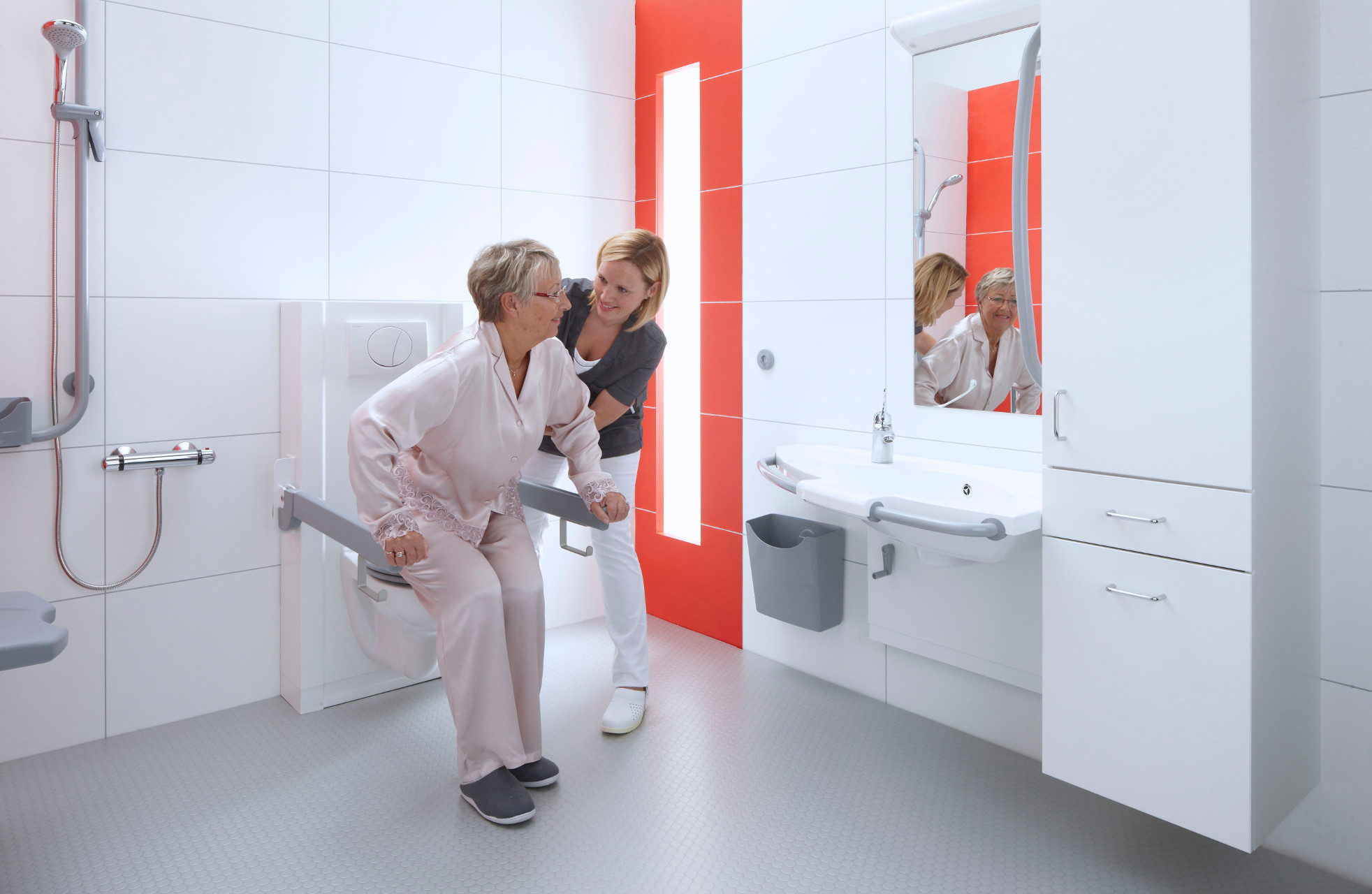 In hoogte verstelbare wc van Bano - vergemakkelijkt de zorgtaak In hoogte verstelbare wc van Bano - vergemakkelijkt de zorgtaak