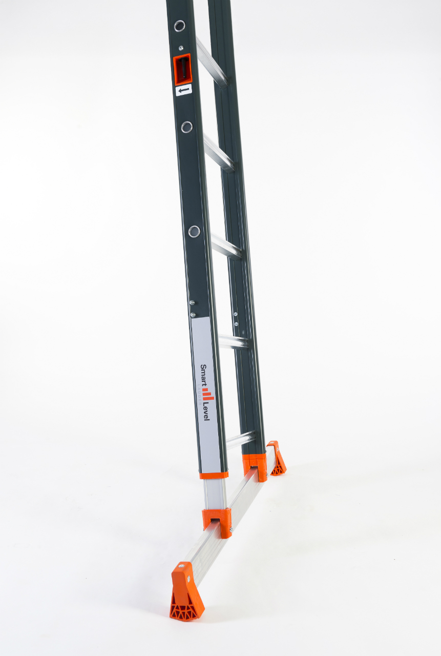 Smart Level Ladder met verstelbare laddervoet voor werken op ongelijke ondergrond Smart Level Ladder met verstelbare laddervoet voor werken op ongelijke ondergrond
