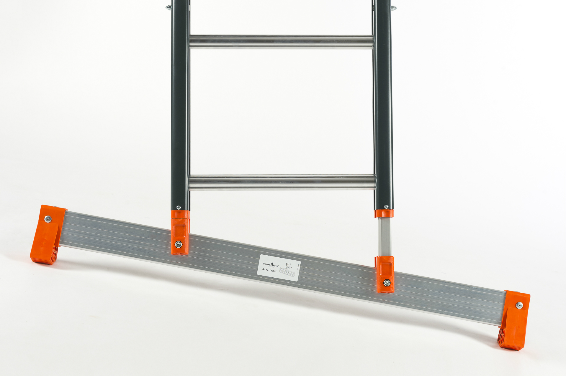 Smart Level Ladder met verstelbare laddervoet voor werken op ongelijke ondergrond Smart Level Ladder met verstelbare laddervoet voor werken op ongelijke ondergrond