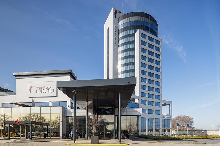 Gipskartonplaten zorgen voor extra brandveiligheid en geluidsisolatie bij renovatie Van der Valk hotel in Tiel Gipskartonplaten zorgen voor extra brandveiligheid en geluidsisolatie bij renovatie Van der Valk hotel in Tiel