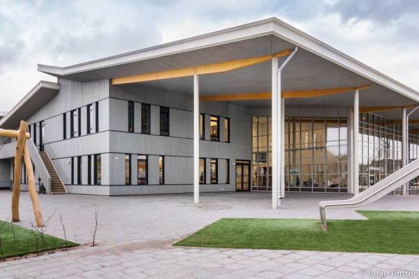 Marmoleum vloeren van Forbo Flooring zorgen voor natuurlijke uitstraling duurzaamste school Nederland