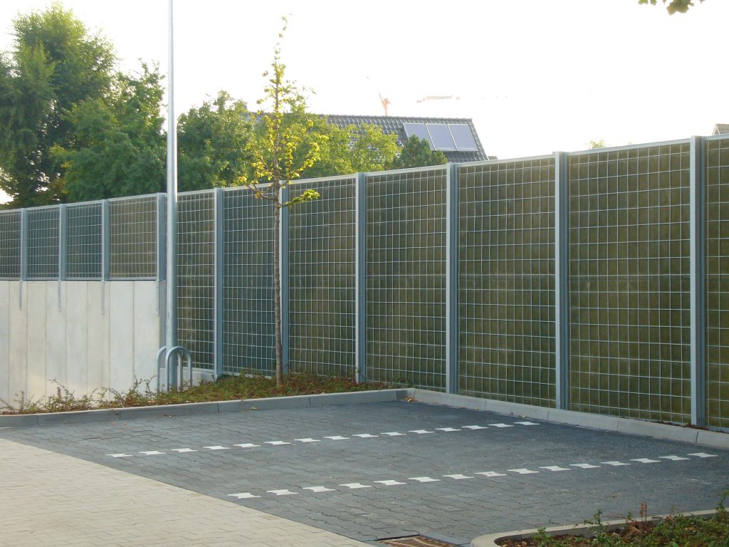 Noise reducer geluidsisolerend en geluidsabsorberend hekwerk Noise reducer geluidsisolerend en geluidsabsorberend hekwerk