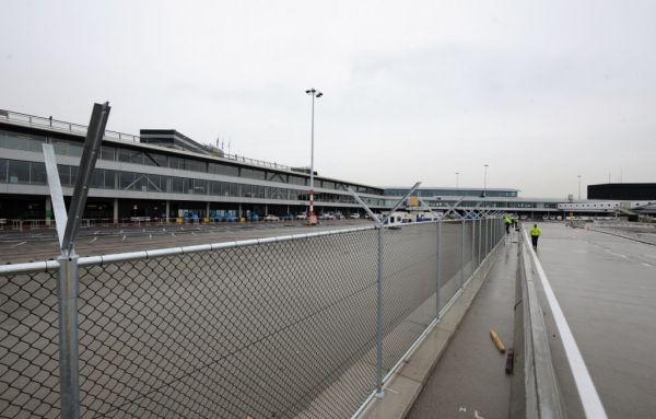 Heras open kantoor op luchthaven Schiphol