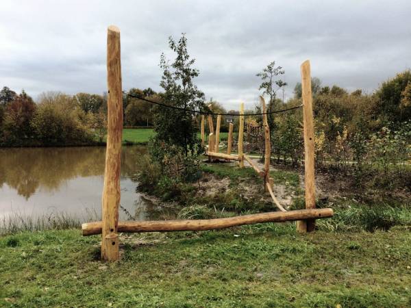 Uitdagende speeltoestellen sluiten aan bij de sfeer van nieuwbouwbuurt Frankhuis in Zwolle