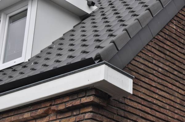 SlimFix RenoGoot, aluminium renovatiegoten voor opgehoogde daken (renovatie)