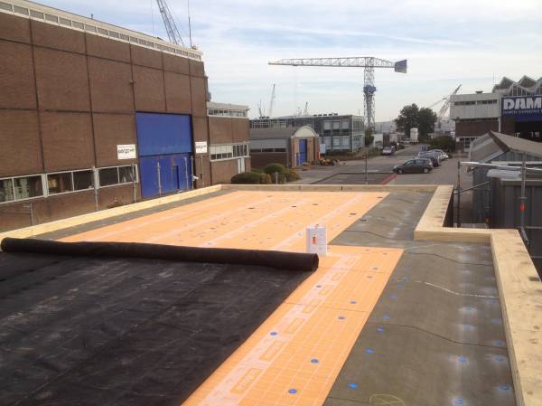 RenoTop-HR, renovatie-afschotplaten voor het platte dak