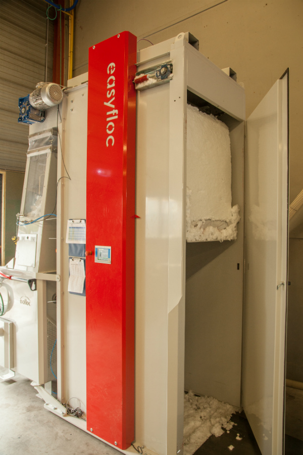 De Groot Vroomshoop investeerde in Easyfloc machine van Isofloc De Groot Vroomshoop investeerde in Easyfloc machine van Isofloc