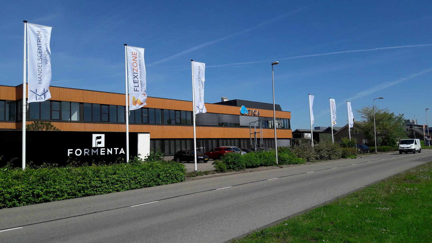 Formenta Reclamemast vlaggenmast Vianen Formenta Reclamemast vlaggenmast Vianen