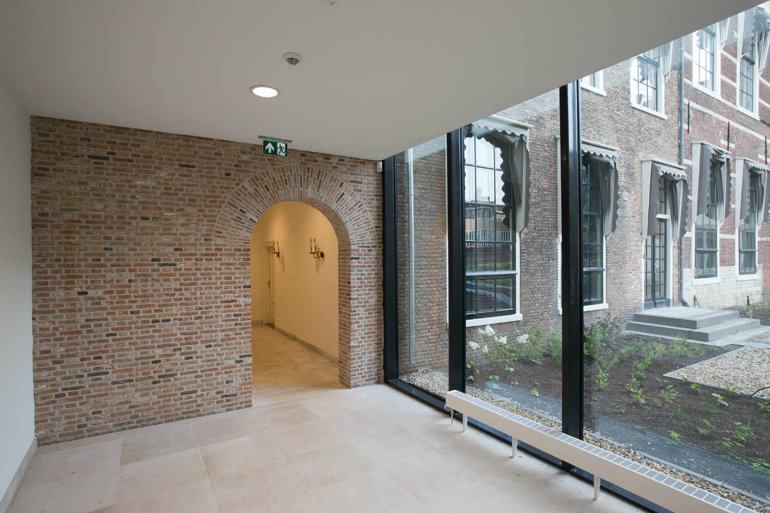 Armstrong ELEGANZA™ Naadloze akoestiek in Hoogheemraadschap Delfland, Mecanoo Armstrong ELEGANZA™ Naadloze akoestiek in Hoogheemraadschap Delfland