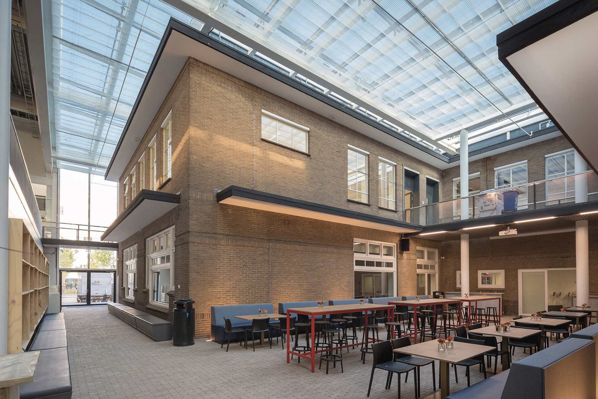 Philips Laboratorium getransformeerd naar moderne school Philips Laboratorium getransformeerd naar moderne school