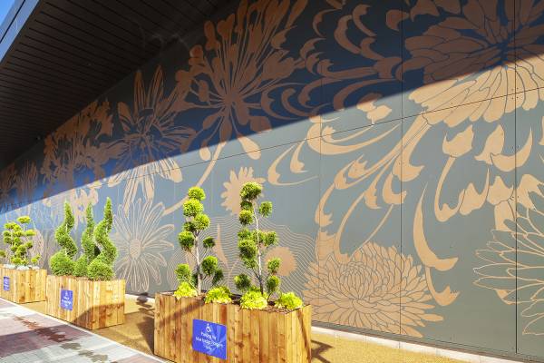 Rockpanel gevelbekleding floreert op de Barton Grange Flower Bowl