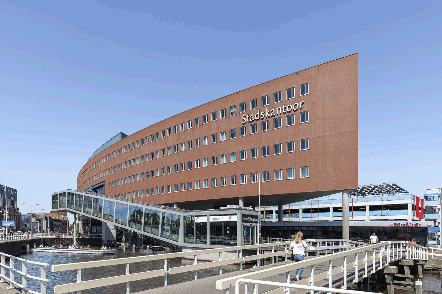 Exterieur gerenoveerd stadskantoor Alkmaar Exterieur gerenoveerd stadskantoor Alkmaar