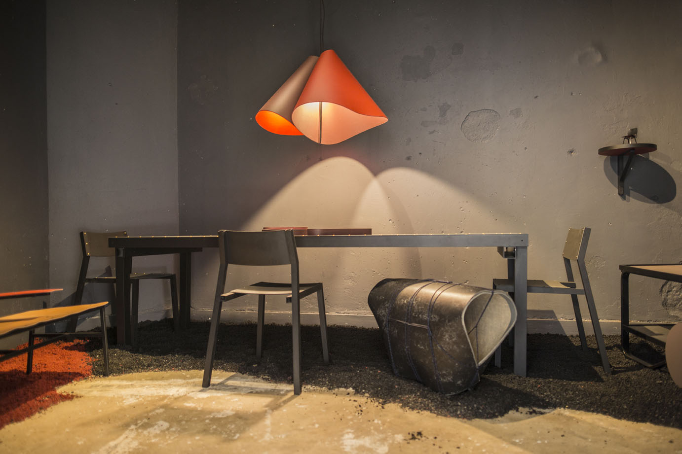 Fraaie Furniture linoleum objecten Forbo Flooring Dutch Design Week Fraaie Furniture linoleum objecten Forbo Flooring Dutch Design Week