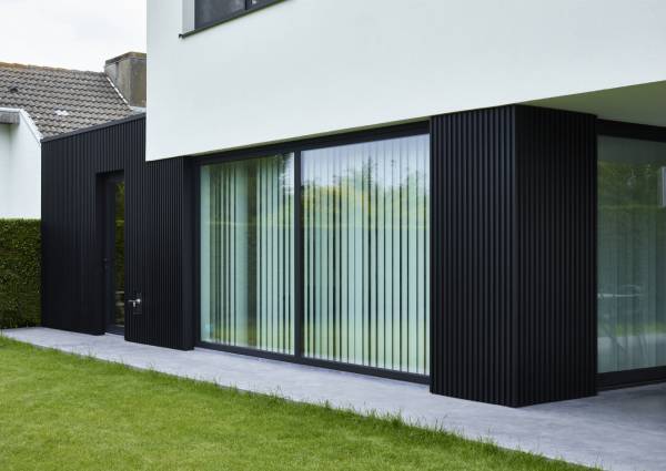 Strakke en duurzame wit/zwart look voor moderne woning