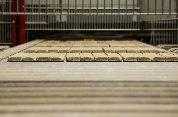 Productie van Vandersanden ECO baksteen strips