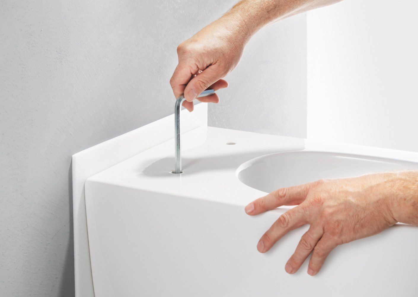 Geberit ONE wc: in een handomdraai gemonteerd Geberit ONE wc: in een handomdraai gemonteerd