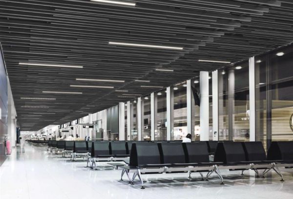 Combi-Line plafondsysteem Pause III, vertrekhal / departure lounge
