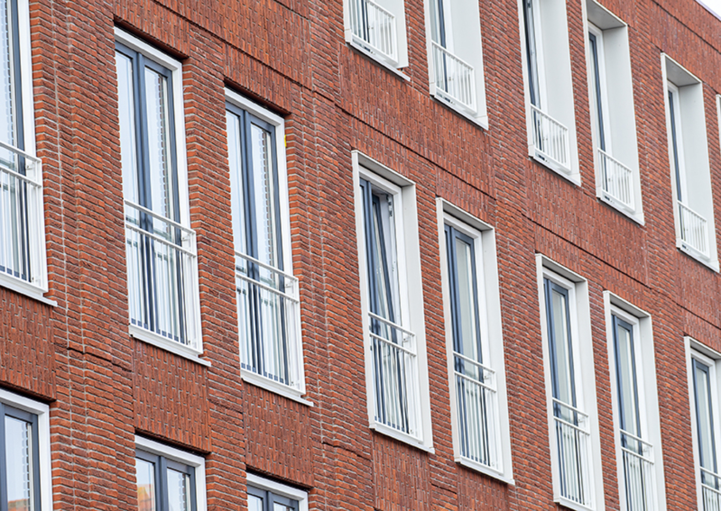 Holonite raamkaders geven een unieke en eigentijdse uitstraling aan ieder pand Holonite raamkaders geven een unieke en eigentijdse uitstraling aan ieder pand