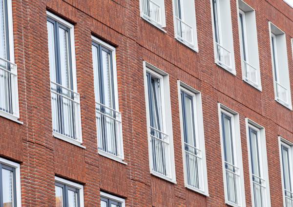 Holonite raamkaders geven een unieke en eigentijdse uitstraling aan ieder pand