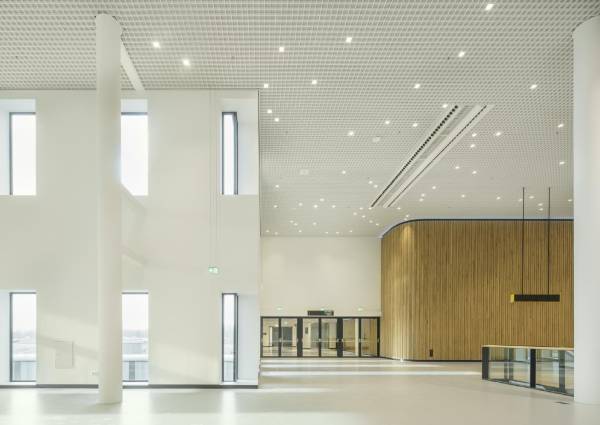 Hunter Douglas Architectural levert 17.000 m² nieuw plafond voor Rotterdam Ahoy