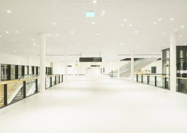 Hunter Douglas Architectural levert 17.000 m² nieuw plafond voor Rotterdam Ahoy