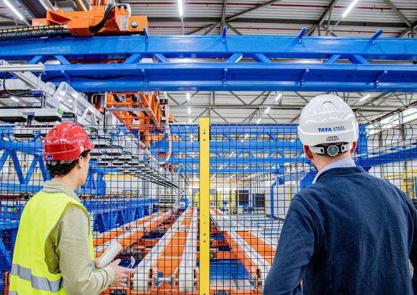 Productie panelen in de nieuwe SAB locatie in Geldermalsen