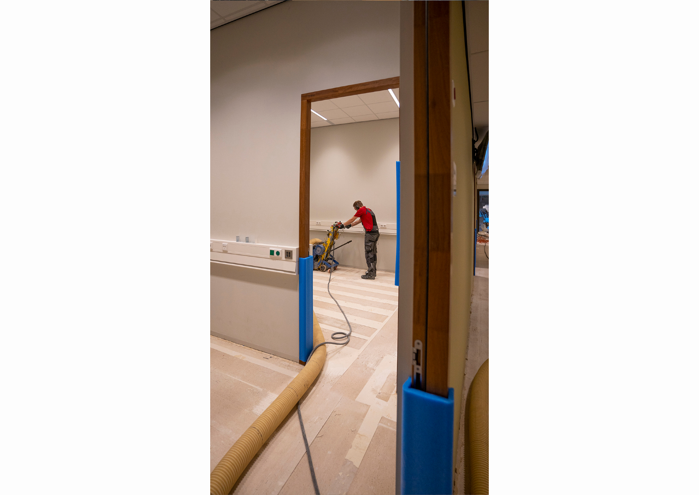 Nieuwenhuis.nl voor herstel na wateroverlast Nieuwenhuis.nl voor herstel na wateroverlast