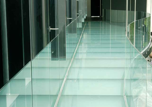 Safety Level glasbalustrades - TransLevelOne