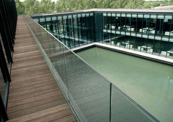 Safety Level glasbalustrades - TransLevelOne