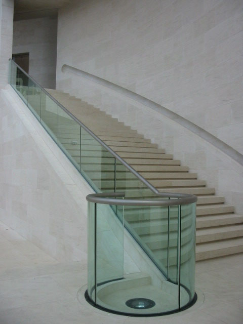 Safety Level glasbalustrades - TransLevelOne - Project Musee d'Art Luxembourg te Luxemburg