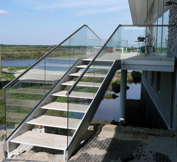 Safety Level glasbalustrades - TransLevelOne - Woning Blauwestad