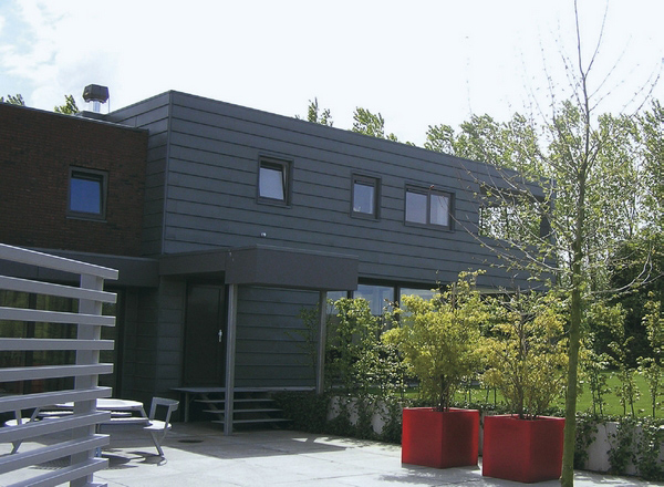 Woonhuis, Heiloo (felsgevelbekleding) Woonhuis, Heiloo (felsgevelbekleding)