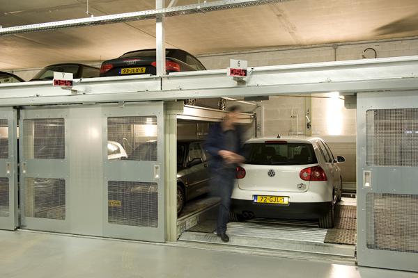 Car Parkers CombiLift 543 parkeersysteem Car Parkers CombiLift 543 parkeersysteem