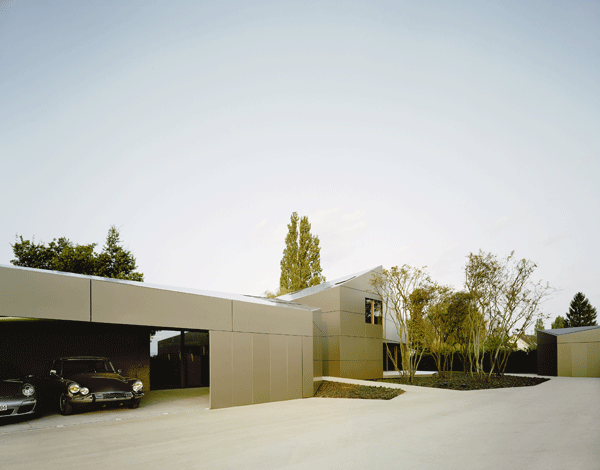 ALUCOBOND® plus Anodized Look C32 ALUCOBOND® plus Anodized Look C32
