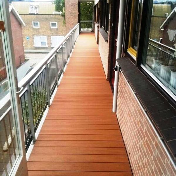 Envirodeck solid op Buzon PB-serie vloerdragers Envirodeck solid op Buzon PB-serie vloerdragers
