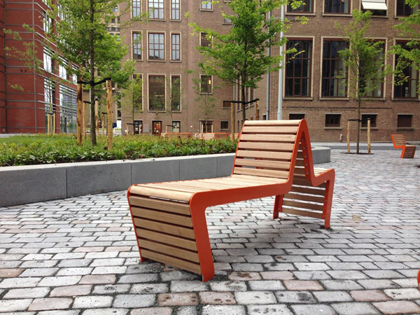 FalcoLinea straatmeubilair sofa Amstel Campus Amsterdam FalcoLinea straatmeubilair sofa Amstel Campus Amsterdam